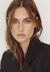 Miki Davis fotoğrafı