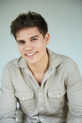 Daniel Burgess-Wise fotoğrafı