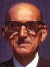 Tevfik Esenç fotoğrafı