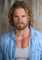 Cody Bobay fotoğrafı