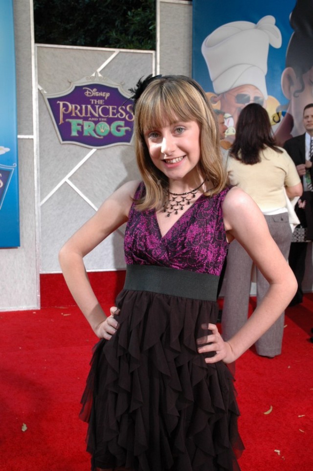 Allisyn Ashley Arm Fotoğrafı
