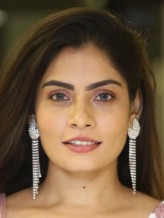 Indu Kusuma fotoğrafı