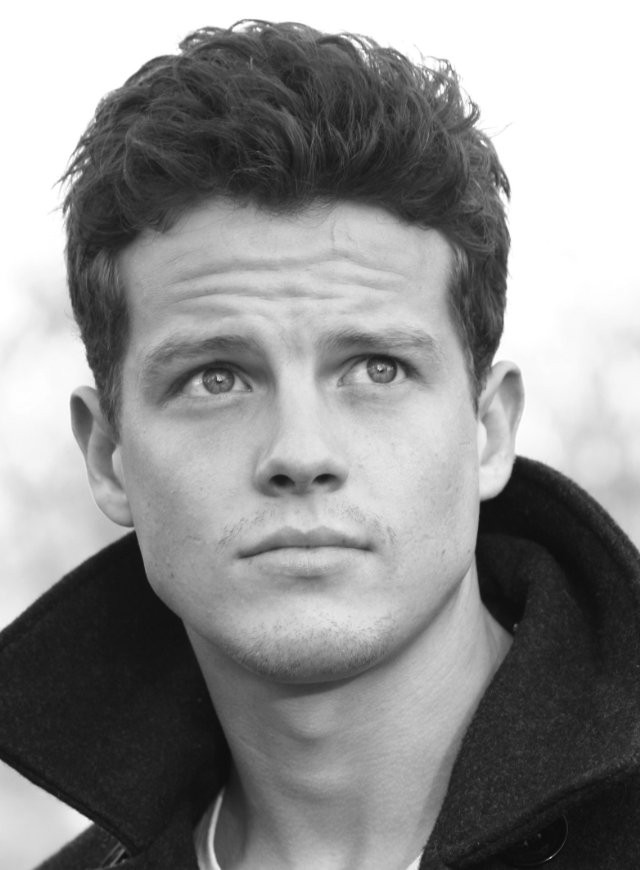 Kyle Redmond-jones fotoğrafı