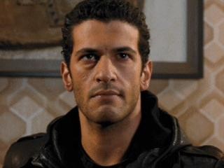 Simon Kassianides fotoğrafı