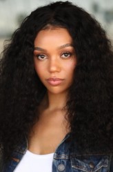 Daphne Blunt fotoğrafı