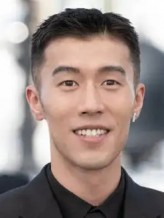 You Zhou fotoğrafı