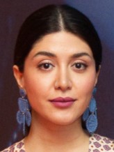 Niousha Akhshi fotoğrafı