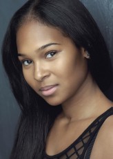 Nadine Mills fotoğrafı