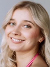 Camille Blott fotoğrafı