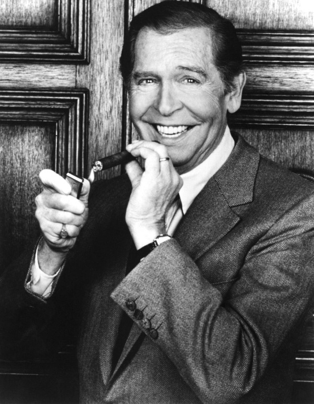 Milton Berle fotoğrafı