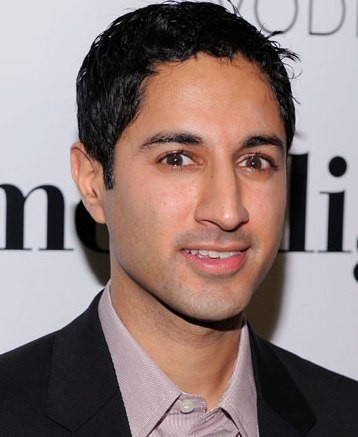 Maulik Pancholy Fotoğrafı