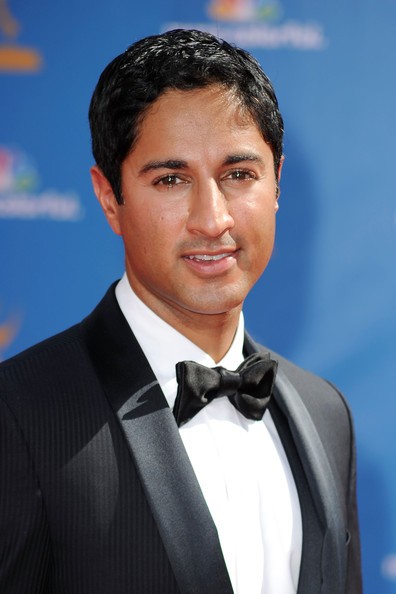 Maulik Pancholy fotoğrafı