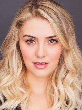 Cait Moira fotoğrafı