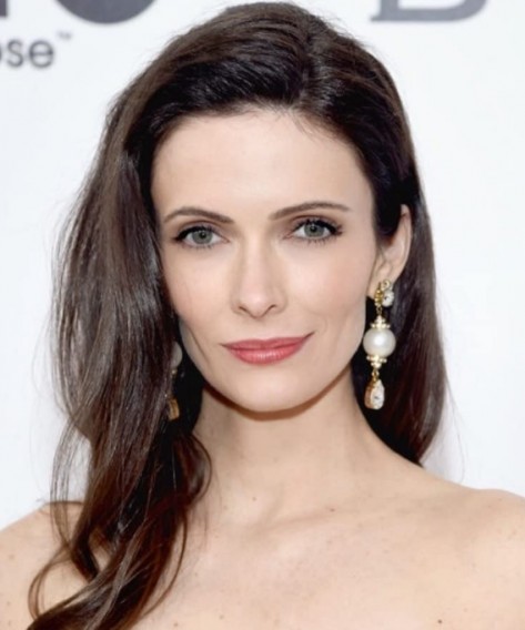 Bitsie Tulloch fotoğrafı