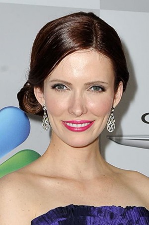 Bitsie Tulloch Fotoğrafı