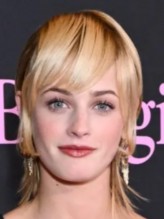 Esther McGregor fotoğrafı