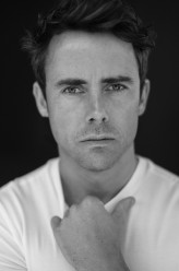 Julian Curtis fotoğrafı