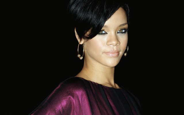 Rihanna Fotoğrafı
