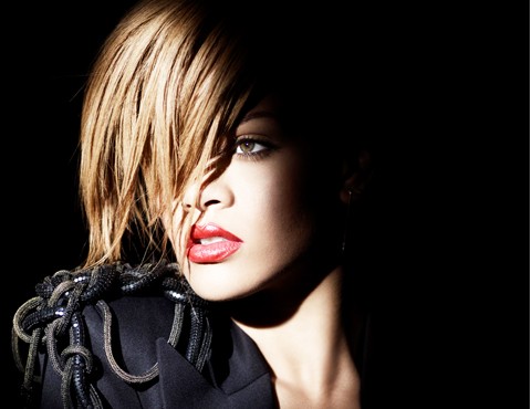Rihanna Fotoğrafı