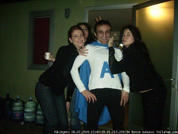 Burcu Gönder fotoğrafı