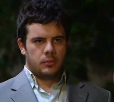 Eser Yenenler Fotoğrafı