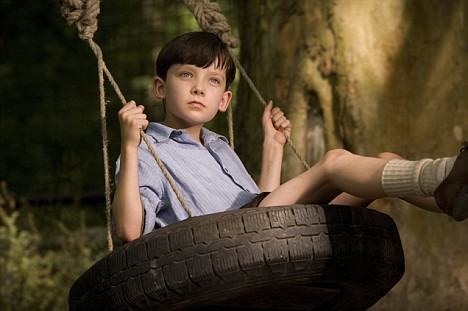Asa Butterfield Fotoğrafı