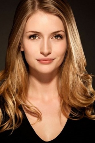 Yasemin Allen Fotoğrafı