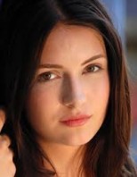 Yasemin Allen Fotoğrafı