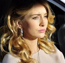 Yasemin Allen Fotoğrafı