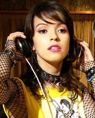 Veronica Sanchez Fotoğrafı