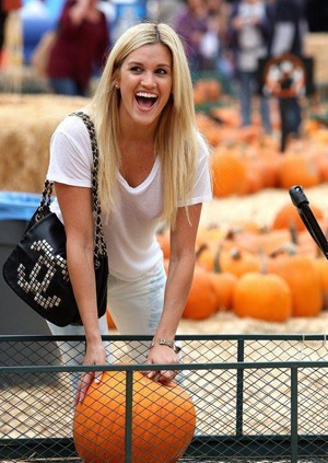 Ashley Roberts Fotoğrafı