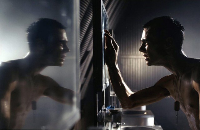 Rupert Evans Fotoğrafı