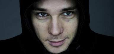 Rupert Evans Fotoğrafı