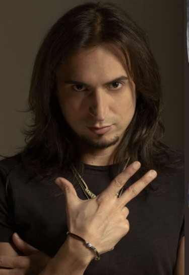 Ogün Sanlısoy Fotoğrafı