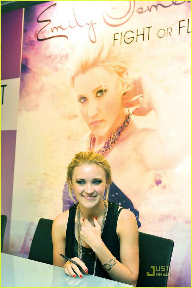 Emily Osment Fotoğrafı