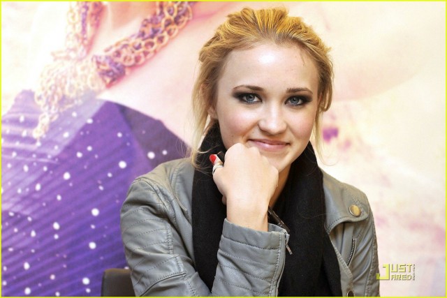 Emily Osment Fotoğrafı