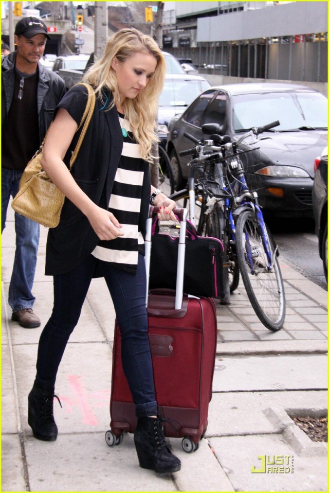 Emily Osment Fotoğrafı