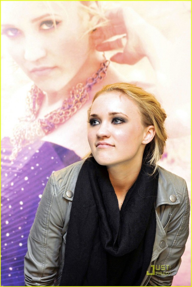 Emily Osment Fotoğrafı