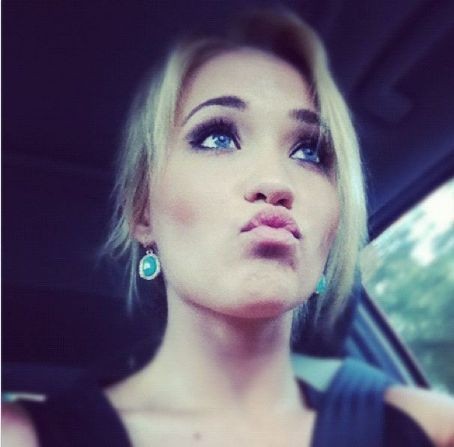 Emily Osment Fotoğrafı