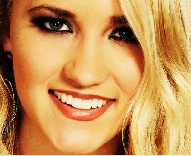 Emily Osment Fotoğrafı