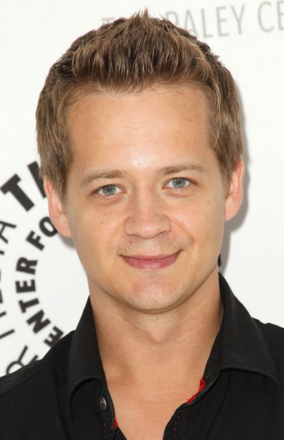 Jason Earles Fotoğrafı