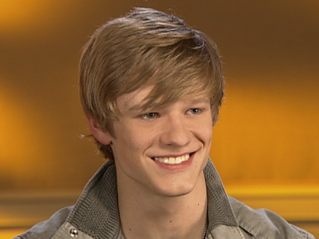 Lucas Till Fotoğrafı