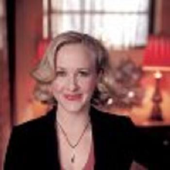 Katie Finneran fotoğrafı