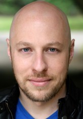 Michael Finn fotoğrafı