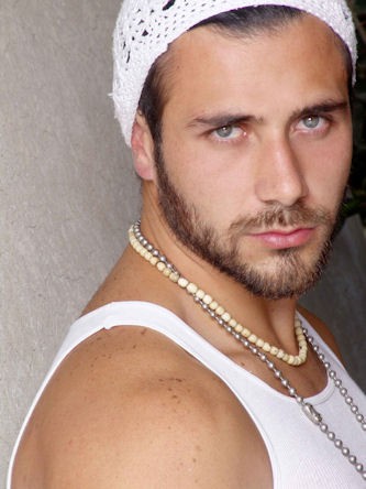 Carlos Ferro fotoğrafı