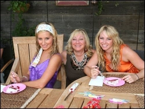 Jennifer Tisdale Fotoğrafı