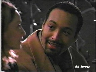 Jesse L. Martin fotoğrafı