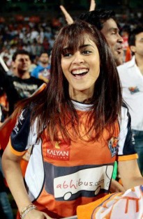 Genelia D'Souza Fotoğrafı
