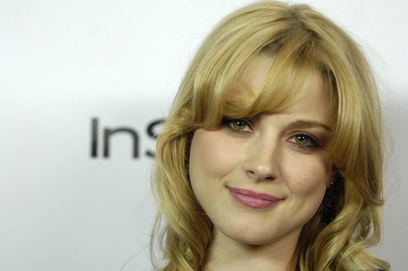 Alexandra Breckenridge Fotoğrafı