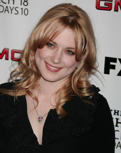 Alexandra Breckenridge Fotoğrafı